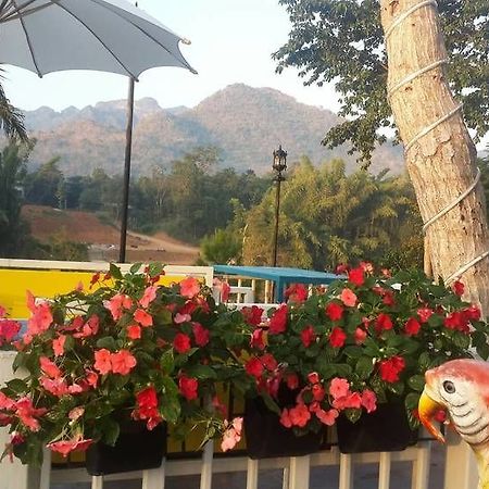 Goodview Resort & Camping Ban Kaeng Raboet Ngoại thất bức ảnh